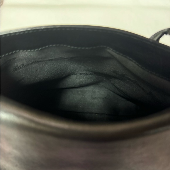 Salvatore Ferragamo Leather Shoulder Bag Vintage - Picture 9 of 11